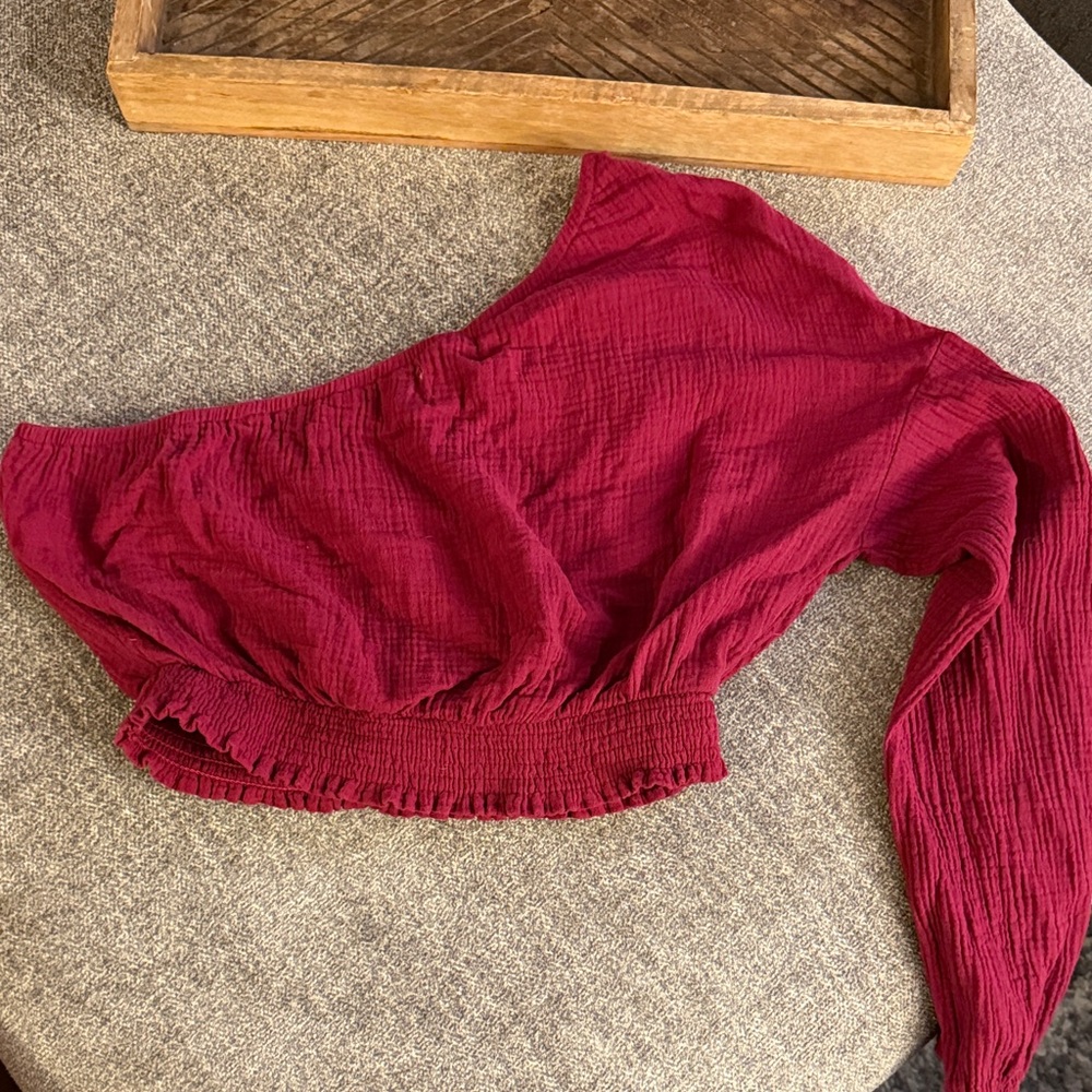 Lavish One-Shoulder Burgundy Crop Top